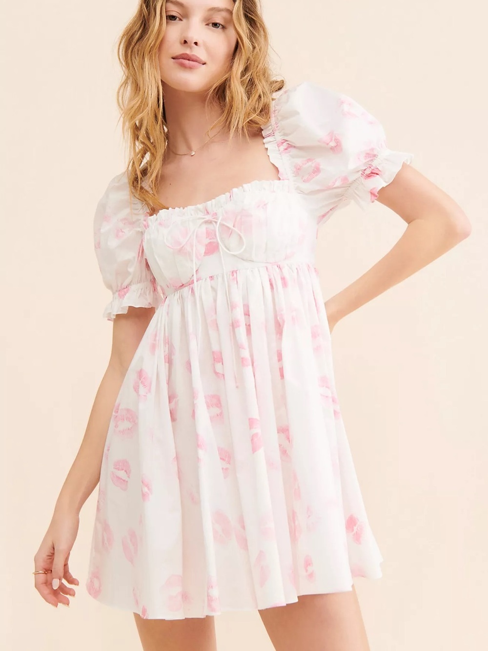 Selkie The Kiss on the Lips Bebe Seashell Dress Medium